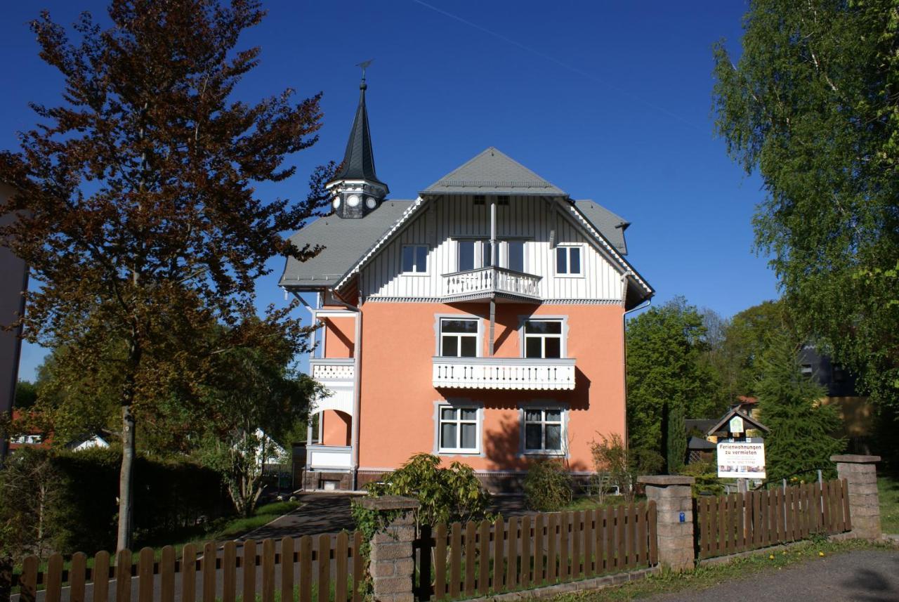 Moderne Ferienwohnung In Alter Villa Georgenthal  Екстериор снимка