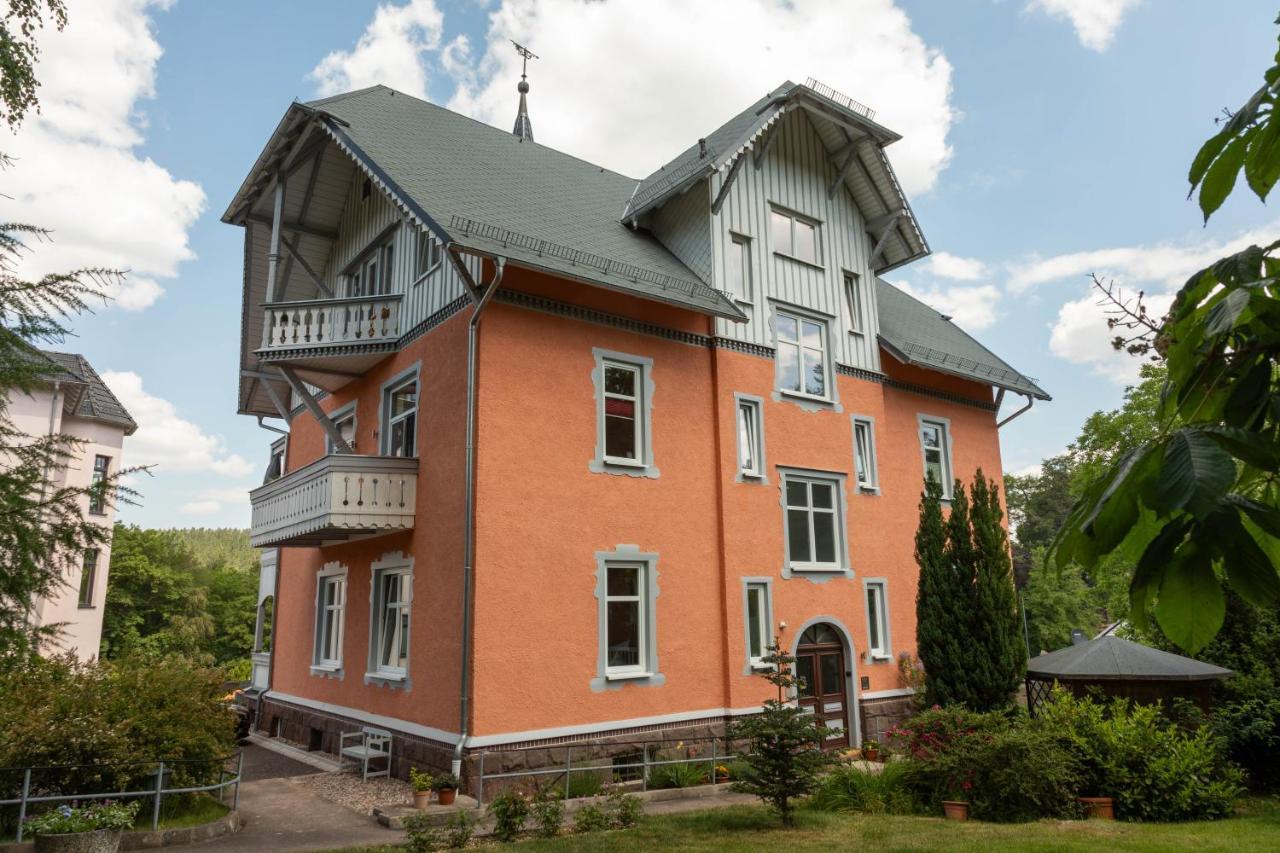 Moderne Ferienwohnung In Alter Villa Georgenthal  Екстериор снимка