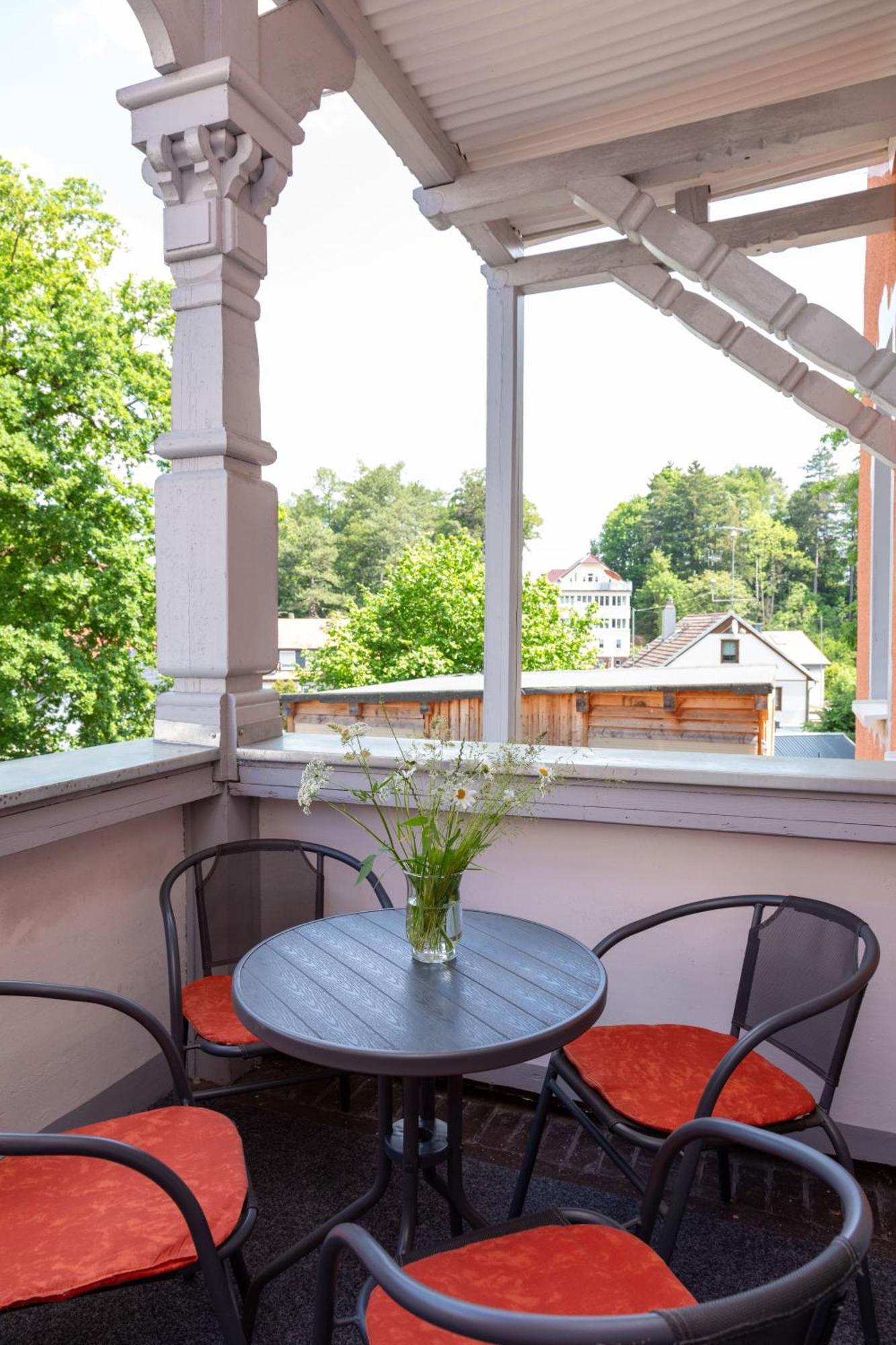 Moderne Ferienwohnung In Alter Villa Georgenthal  Екстериор снимка